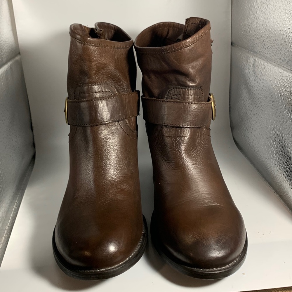 Cordani Double NWOT  Italian Leather Heeled Bootie Size 39(8.5/9)